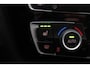 BMW 3-Serie Touring 318i High Executive | Stoelverwarming | Leder | Cruise Control | PDC V+A | 18 Inch