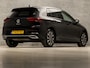 Volkswagen Golf 1.0 TSI Sportline (APPLE CARPLAY, GROOT NAVI, SFEERVERLICHTING, KEYLESS, GETINT GLAS, SPORTSTOELEN, PARKEERSENSOREN, LM VELGEN, ADAPTIVE CRUISE, NIEUWSTAAT)