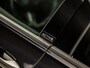 Volkswagen Golf 1.0 TSI Sportline (APPLE CARPLAY, GROOT NAVI, SFEERVERLICHTING, KEYLESS, GETINT GLAS, SPORTSTOELEN, PARKEERSENSOREN, LM VELGEN, ADAPTIVE CRUISE, NIEUWSTAAT)