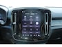 Volvo EX40 Single Motor Extended Range Ultra 82 kWh | Verwarmbare voorstoelen en stuurwiel | 360 graden camera | Premium audio by Harman Kardon | Warmtepomp | Adaptieve cruise control | Keyless