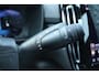 Volvo EX40 Single Motor Extended Range Ultra 82 kWh | Verwarmbare voorstoelen en stuurwiel | 360 graden camera | Premium audio by Harman Kardon | Warmtepomp | Adaptieve cruise control | Keyless