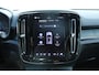 Volvo EX40 Single Motor Extended Range Ultra 82 kWh | Verwarmbare voorstoelen en stuurwiel | 360 graden camera | Premium audio by Harman Kardon | Warmtepomp | Adaptieve cruise control | Keyless