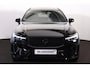 Volvo XC60 T6 Recharge AWD Plus Black Edition - Luchtvering - Panorama/schuifdak - IntelliSafe Assist & Surround - 360º Camera - Harman/Kardon audio - Adaptieve LED koplampen - Verwarmde voorstoelen, stuur & achterbank - Parkeersensoren voor & achter - Elektr. bedienb. voorstoelen met geheugen - Head up display - Draadloze tel. lader - Extra getint glas - Inklapbare trekhaak - 21' LMV
