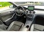 Mercedes-Benz GLA 180 Business Solution AMG Night Upgrade I Trekhaak I Cruise I Navigatie I 19 Inch I Led I Camera