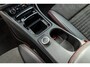 Mercedes-Benz GLA 180 Business Solution AMG Night Upgrade I Trekhaak I Cruise I Navigatie I 19 Inch I Led I Camera