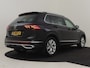 Volkswagen Tiguan 1.5 TSI Elegance 150Pk DSG/AUTO | Trekhaak | Achteruitrijcamera | Paarkeer assistent | Apple carplay Android auto| Stoel/stuurverwarming | Keyless entry/start | Cruise control adaptief | DAB | Matrix koplampen | 18"LMV