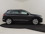 Volkswagen Tiguan 1.5 TSI Elegance 150Pk DSG/AUTO | Trekhaak | Achteruitrijcamera | Paarkeer assistent | Apple carplay Android auto| Stoel/stuurverwarming | Keyless entry/start | Cruise control adaptief | DAB | Matrix koplampen | 18"LMV
