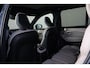 Volvo XC90 T8 Recharge AWD Ultra Bright Exec. Ed. - Luchtvering - Panorama/schuifdak - IntelliSafe Assist & Surround - 360º Camera - Bowers & Wilkins audio - Adaptieve LED koplampen - Verwarmde voorstoelen, stuur & achterbank - Parkeersensoren voor & achter - Elektr. bedienb. voorstoelen met geheugen - Head up display - Draadloze tel. lader - Extra getint glas - Inklapbare trekhaak - 22' LMV