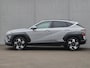 Hyundai Kona 1.6 GDI HEV Comfort Smart Automaat / Fabrieksgarantie tot 1-2030 / Stuur- & Stoel verwarming / Achteruitrijcamera / Apple Carplay Android Auto / Keyless Entry/Start / Adaptief cruise control / Draadloze telefoon lader / Climate control /