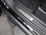 Land Rover Defender P300e X-dynamic SE | URBAN uitgevoerd | 22" |Koelkast | Custom Leder |