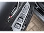 Hyundai Kona Electric EV Limited 64 kWh | Warmtepomp | Achterutirijcamera | Parkeersensoren | Stoelverwarming | Stoelventilatie | Head-up Display | Navigatie | Apple Carplay | Android Auto | Cruise Control Adaptief