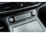 Hyundai Kona Electric EV Limited 64 kWh | Warmtepomp | Achterutirijcamera | Parkeersensoren | Stoelverwarming | Stoelventilatie | Head-up Display | Navigatie | Apple Carplay | Android Auto | Cruise Control Adaptief