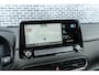 Hyundai Kona Electric EV Limited 64 kWh | Warmtepomp | Achterutirijcamera | Parkeersensoren | Stoelverwarming | Stoelventilatie | Head-up Display | Navigatie | Apple Carplay | Android Auto | Cruise Control Adaptief