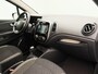 Renault Captur TCe 150 EDC Automaat Intens | Easy Life Pack = Parkeersensoren rondom met achteruitrijcamera en semi-automatisch inparkeren | R-Link navigatie | Climate control | 17" Lichtmetalen velgen | Allseasonbanden |