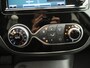 Renault Captur TCe 150 EDC Automaat Intens | Easy Life Pack = Parkeersensoren rondom met achteruitrijcamera en semi-automatisch inparkeren | R-Link navigatie | Climate control | 17" Lichtmetalen velgen | Allseasonbanden |