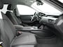 Audi E-tron 55 quattro Business edition 95 kWh | Afneembare trekhaak | Appconnect | Achteruitrij camera | Navigatie | Wifi | Parkeesensoren voor en achter | Electr.bedienbare voorstoelen | Bestuurdersstoel met geheugen | Bluetooth |