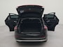 Audi E-tron 55 quattro Business edition 95 kWh | Afneembare trekhaak | Appconnect | Achteruitrij camera | Navigatie | Wifi | Parkeesensoren voor en achter | Electr.bedienbare voorstoelen | Bestuurdersstoel met geheugen | Bluetooth |