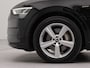 Audi E-tron 55 quattro Business edition 95 kWh | Afneembare trekhaak | Appconnect | Achteruitrij camera | Navigatie | Wifi | Parkeesensoren voor en achter | Electr.bedienbare voorstoelen | Bestuurdersstoel met geheugen | Bluetooth |