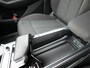 Audi E-tron 55 quattro Business edition 95 kWh | Afneembare trekhaak | Appconnect | Achteruitrij camera | Navigatie | Wifi | Parkeesensoren voor en achter | Electr.bedienbare voorstoelen | Bestuurdersstoel met geheugen | Bluetooth |