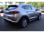 Hyundai Tucson 1.6 GDi Comfort TREKHAAK CAMERA ALL-SEASONS CARPLAY 2xKEYLESS CRUISE 2xPDC NAVI CLIMA 17"LMV ENZ.