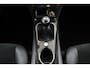 Toyota Avensis 1.8 VVTi Dynamic Business | Trekhaak | Alcantara Bekleding | Licht en Regensensor | Keyless Entry | Stoelverwarming |