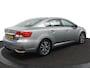 Toyota Avensis 1.8 VVTi Dynamic Business | Trekhaak | Alcantara Bekleding | Licht en Regensensor | Keyless Entry | Stoelverwarming |