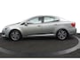Toyota Avensis 1.8 VVTi Dynamic Business | Trekhaak | Alcantara Bekleding | Licht en Regensensor | Keyless Entry | Stoelverwarming |