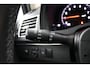 Toyota Avensis 1.8 VVTi Dynamic Business | Trekhaak | Alcantara Bekleding | Licht en Regensensor | Keyless Entry | Stoelverwarming |