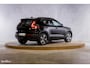 Volvo XC40 Recharge Plus 70 kWh | Zwenkbare trekhaak | Adaptieve cruise | Blis | Leder/stof |