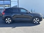 Volvo XC40 Recharge Plus 70 kWh | Zwenkbare trekhaak | Adaptieve cruise | Blis | Leder/stof |
