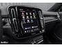 Volvo XC40 Recharge Plus 70 kWh | Zwenkbare trekhaak | Adaptieve cruise | Blis | Leder/stof |