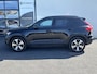 Volvo XC40 Recharge Plus 70 kWh | Zwenkbare trekhaak | Adaptieve cruise | Blis | Leder/stof |