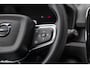 Volvo XC40 Recharge Plus 70 kWh | Zwenkbare trekhaak | Adaptieve cruise | Blis | Leder/stof |