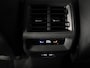 Volkswagen Tayron 1.5 eHybrid R-Line Edition 204 PK PHEV | verlengde garantie | Trekhaak | Panorama dak | Black Style | Stoel en stuur verwarming |