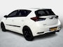 Toyota Auris 1.2T Executive Black Pack / Panoramadak / Trekhaak / Dealeronderhouden / Stoelverwarming / Navigatie / Full LED / BOVAG Garantie /
