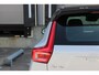 Volvo XC40 T5 Recharge R-Design | Trekhaak | Panoramadak | Premium audio by Harman Kardon | Verwarmbare voorstoelen en stuurwiel | Apple carplay/Android auto