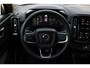 Volvo XC40 T5 Recharge R-Design | Trekhaak | Panoramadak | Premium audio by Harman Kardon | Verwarmbare voorstoelen en stuurwiel | Apple carplay/Android auto