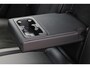 Volvo XC40 T5 Recharge R-Design | Trekhaak | Panoramadak | Premium audio by Harman Kardon | Verwarmbare voorstoelen en stuurwiel | Apple carplay/Android auto