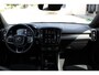 Volvo XC40 T5 Recharge R-Design | Trekhaak | Panoramadak | Premium audio by Harman Kardon | Verwarmbare voorstoelen en stuurwiel | Apple carplay/Android auto