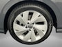 Volkswagen Golf Life Edition 1.5 TSI 115pk Adaptive cruise control, Achteruitrijcamera, LED koplampen, App connect, Stoelverwarming, Parkeersensoren