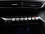 Peugeot 3008 1.2 PureTech Active Apple Carplay/Android Auto, Bluetooth, Navigatie, Cruise control, Rijstrooksensor, Parkeersensor achter, Buitenspiegels elektrisch verstel- en verwarmbaar Hoge instap met veel ruimte in de auto. Luxe suv met alles erop en eraan.