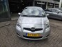 Toyota Yaris 1.3 VVTi Aspiration | 2E EIGENAAR | 12MND GARANTIE | AIRCO | ELEC RAMEN | LMV | NW APK |