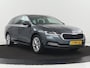 Skoda Octavia 1.5 TSI First Edition | Trekhaak | Stoelverwarming | Adaptive cruise | Carplay | Navigatie | Matrix LED | Keyless | Virtual Cockpit | Sfeerverlichting | Climate control | DAB | Parkeerhulp