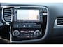 Mitsubishi Outlander 2.0 PHEV Instyle - SCHUIFDAK - LEDER - TREKHAAK - NAVIGATIE - CAMERA