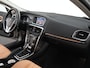 Volvo V40 Cross Country 1.5 T3 Polar+ Luxury | ZGAN - 17.999 km!! | Leder | Harman/Kardon | Panoramadak | Camera | Stoelverwarming | Cruise Control | LED