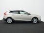 Volvo V40 Cross Country 1.5 T3 Polar+ Luxury | ZGAN - 17.999 km!! | Leder | Harman/Kardon | Panoramadak | Camera | Stoelverwarming | Cruise Control | LED