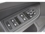 Volkswagen Golf 1.5 TSI Goal Navigatie | 4-Seizoenen banden | Parkeersensoren |  Fabrieksgarantie