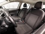 Volkswagen Golf 1.0 TSI Sportline (APPLE CARPLAY, GROOT NAVI, CLIMATE, PARKEERSENSOREN, LM VELGEN, SPORTSTOELEN, CRUISE, NIEUWE APK, NIEUWSTAAT)