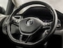 Volkswagen Golf 1.0 TSI Sportline (APPLE CARPLAY, GROOT NAVI, CLIMATE, PARKEERSENSOREN, LM VELGEN, SPORTSTOELEN, CRUISE, NIEUWE APK, NIEUWSTAAT)