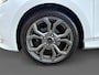 Ford Fiesta 1.0 EcoBoost ST-Line | Trekhaak | Stoel/Stuur/Voorruitverwarming | Apple Carplay/Android Auto | Climate Control | Lichtmetalen Velgen |